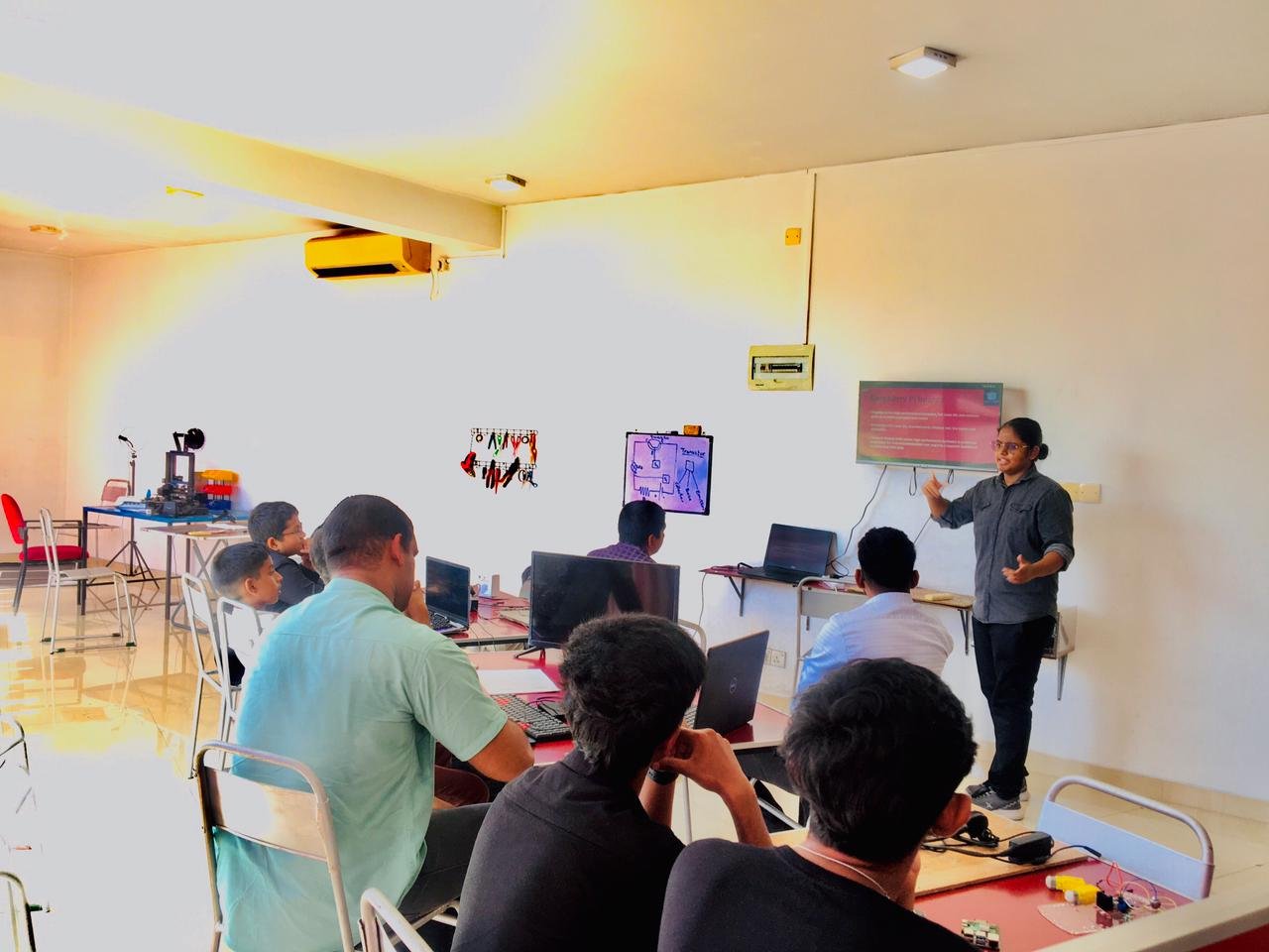 SparkMind Academy gallery moment 21